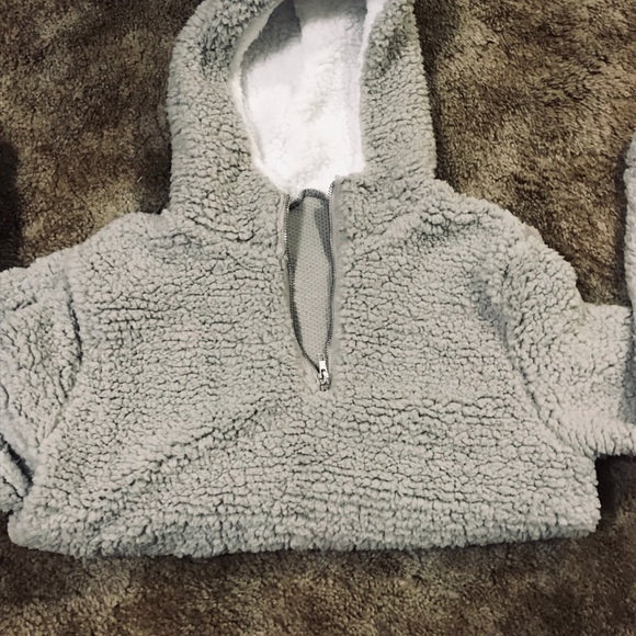 Grey Pullover - Picture 5 of 5